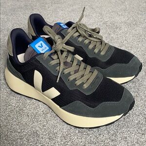 Veja Paulistana Ripstop Black Pierre